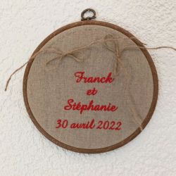 porte-alliances original réalisé à partir d'un tambour de broderie