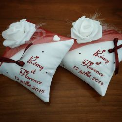 Paire (duo) de petits coussins de mariage (theme et couleurs au choix)