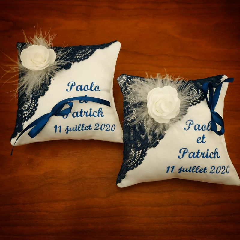 Paire (duo) de petits coussins de mariage (theme et couleurs au choix)