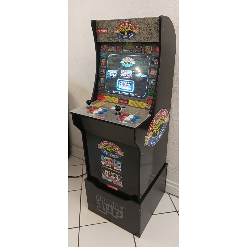 Location borne d'arcade rétrogaming avec le jeu Street Fighter 2 sur Dunkerque