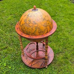 Location Mappemonde / globe terrestre pour une déco sur le thème du voyage