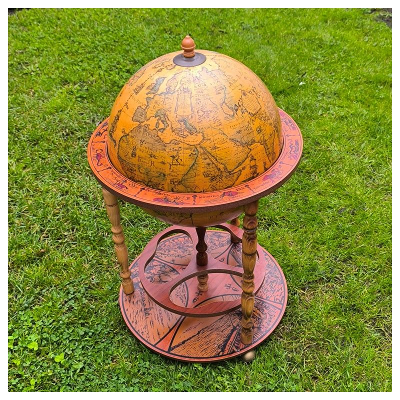 Location Mappemonde / globe terrestre pour une déco sur le thème du voyage