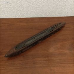 Navette en bois metier a tisser / objet deco vintage