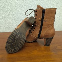 Chaussures Bottines neuves p39 Mustang