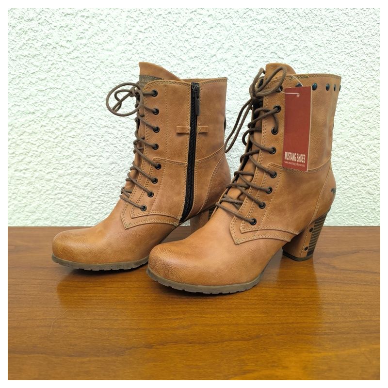 Chaussures Bottines neuves p39 Mustang