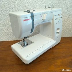 Machine à coudre janome modèle 405