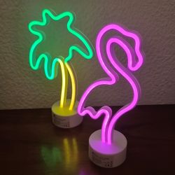 Déco de table / lampe à poser néon en forme de palmier et de flamand rose