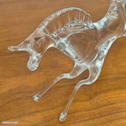 bibelot : Cheval en verre enrichi en manganese / objet de deco