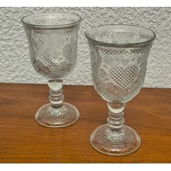 Paire de verres calices critallerie avon enrichi en manganese