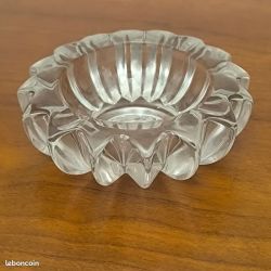 Cendrier en verre enrichi en manganèse pierre d'avesn art deco