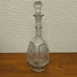 Carafe vintage avec bouchon en verre enrichi en manganèse