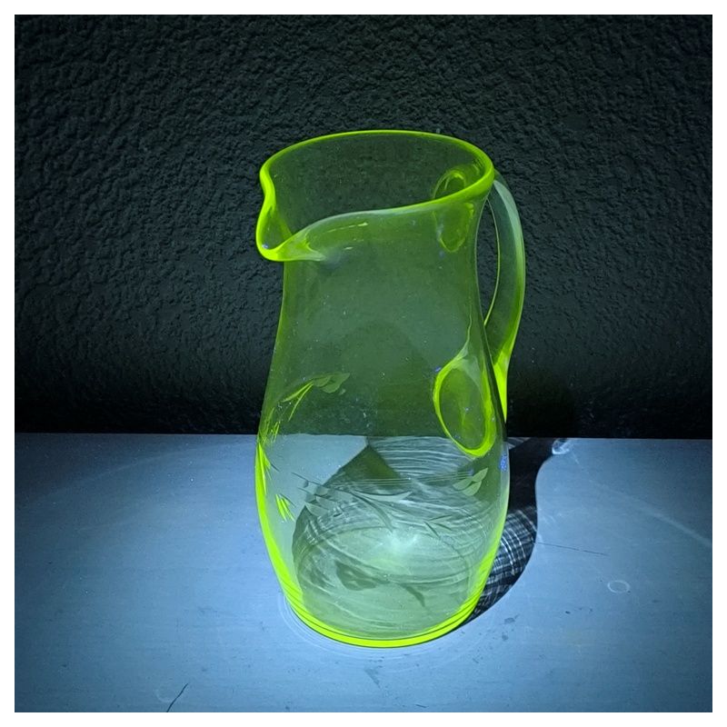 Carafe vintage à eau / orangeade verre ancien enrichi en manganese