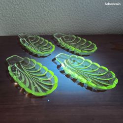 Service 4 pieces ancien pour ananas, banana split, glaces en verre enrichi en manganèse