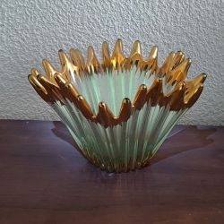 Centre de table Anemone XXL / coupe avec dorure sur les pointes typique à la Cristallerie de bayel année environ 1950 verre enri