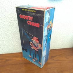 Grue Jouet vintage année eniron 1980 gantry crane