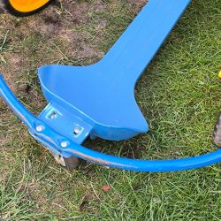 Kart rond avec roues à manivelle 