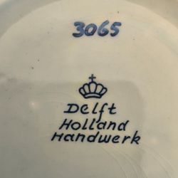 Vase en céramique de delft numéroté