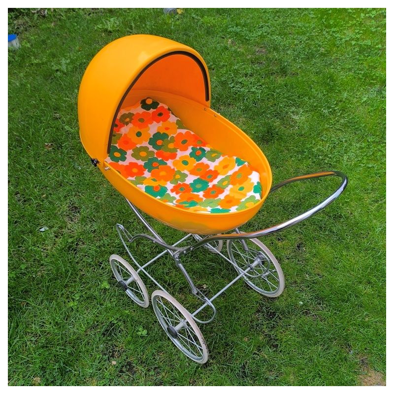 Landeau pour poupons vintage année 70