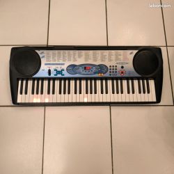 Clavier synthétiseur casio lk-40 avec touches lumineuses (apprentissage)