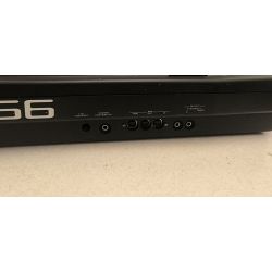 Clavier roland vintage e-56 piano synthétiseur arrangeur