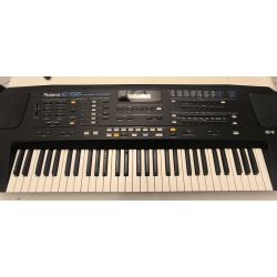 Clavier roland vintage e-56 piano synthétiseur arrangeur