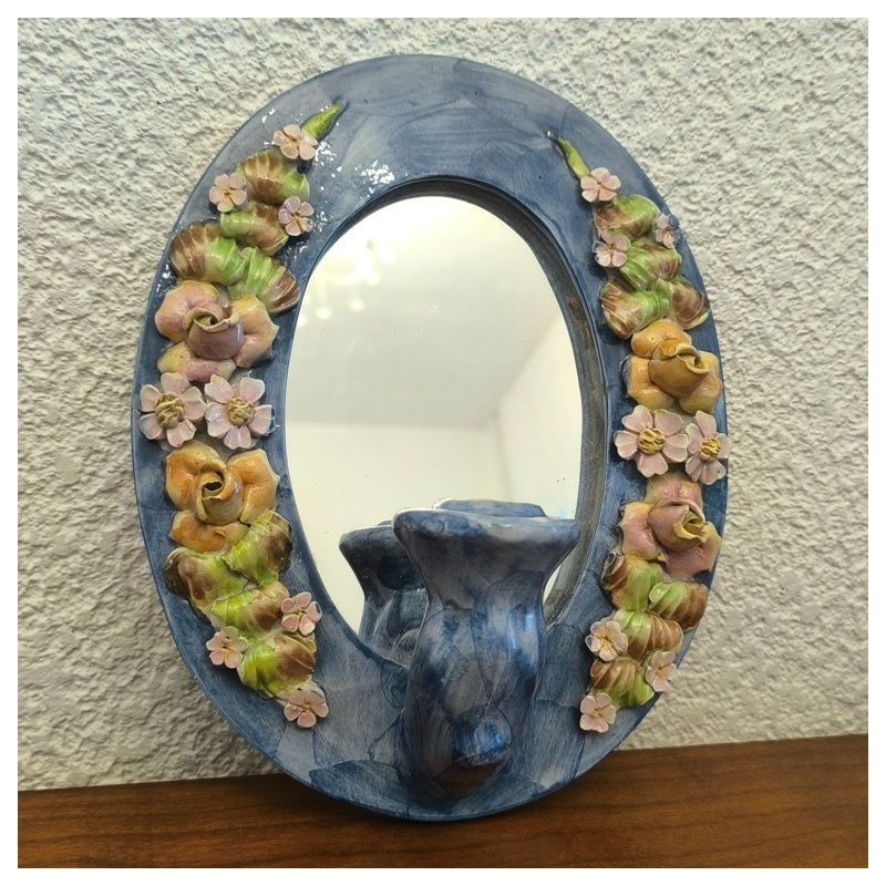 Bel ensemble en faience type barbotine pour salle de bain ton bleu