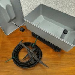 Système d'arrosage de plantes intérieures avec programateur aquaflore marque Peugeot