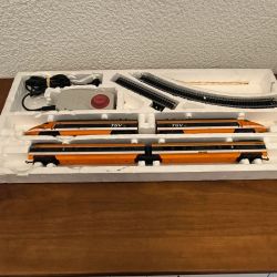 Coffret Train électrique TGV vintage, orange sud est de marque Lima au format HO