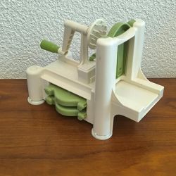 Rapeur à courgettes / Spiraliseur manuel multifonction pour légumes