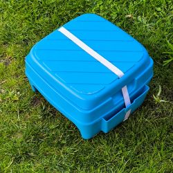 Pot pour bebe 3 en 1 : pot, marche et rehausseur de chaise.