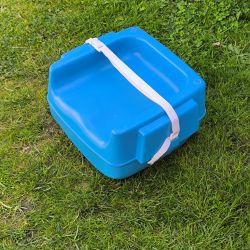 Pot pour bebe 3 en 1 : pot, marche et rehausseur de chaise.