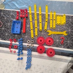 Jeu de construction vintage Plastic Meccano en l état – Set 100 ( environ 1970)