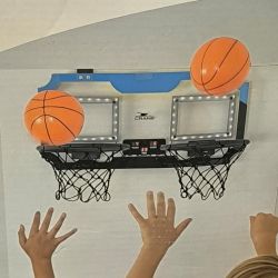 Jeu de basket pour 2 joueurs a accrocher à une porte, un mur.