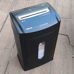 Destructeur de documents Haute Sécurité Fellowes Powershred 46Ms