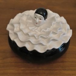 Boîte à bijoux / Bonbonnière vintage Pierrot en céramique – Années 70/80