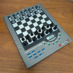 Échiquier électronique Millennium Karpov - pour apprendre à jouer aux echecs