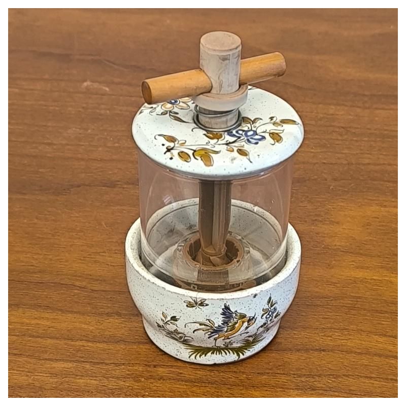 Moulin à poivre / épices vintage en faïence peinte – Décor style moustier