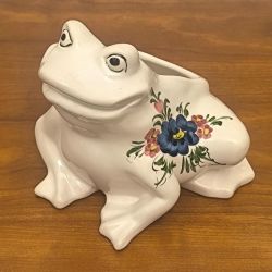 Ancien cache pot grenouille en faïence décor floral vintage
