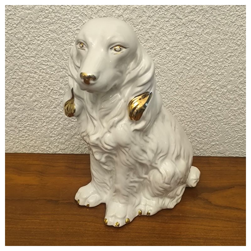 figurine chien en porcelaine blanche et dorée – style épagneul / King Charles