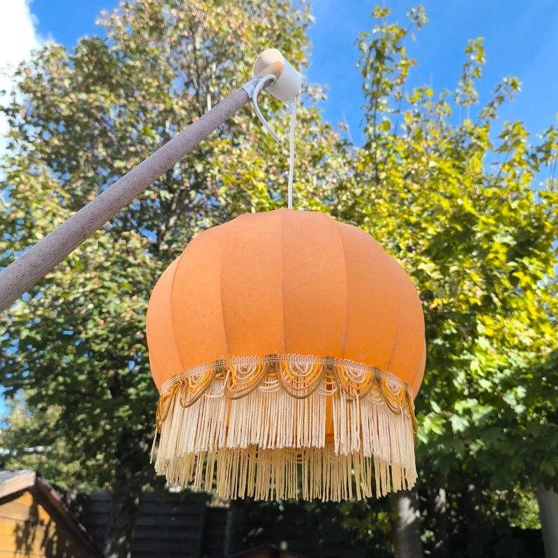 Lustre, luminaire Abat-jour vintage à franges années 70 – jaune Orangé / Terracotta