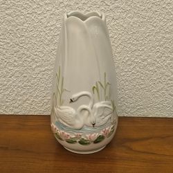 Magnifique vase vintage aux deux cygnes – décor floral