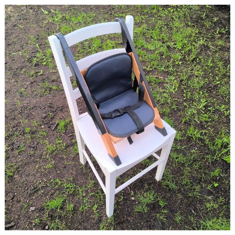 Rehausseur de chaise en bois STOKKE  coussin bleu Evolutif / transportable