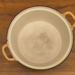 Grande cocotte vintage Le Creuset 28 cm en fonte émaillée marron