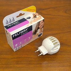 3 recharges feliway classic avec 1 diffuseur