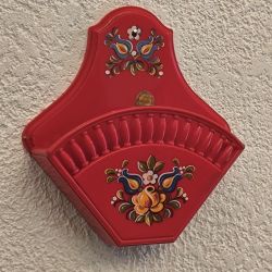 porte-filtre à café mural vintage en plastique rouge de la marque Emsa (fabriqué en Allemagne de l'Ouest)