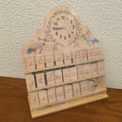 tableau d'apprentissage de l'alphabet ABCdaire en bois
