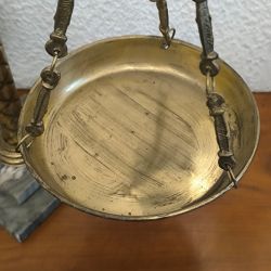 ancienne balance d'apothicaire / objet décoratif