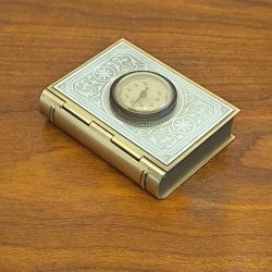 Ancienne Boîte Trompe-l’œil en Forme de Livre / Laiton & Thermomètre Intégré – Vintage Années 50