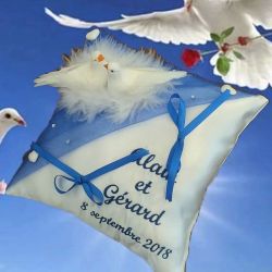 porte-alliances : les colombes (couleur de broderie et voile au choix)