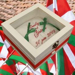 porte-alliances : le basque (peut etre fait en toute couleur)